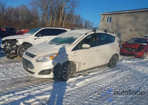 2017 Ford C-Max Energi Titanium из США, поврежденный, VIN 1FADP5FU3HL105930